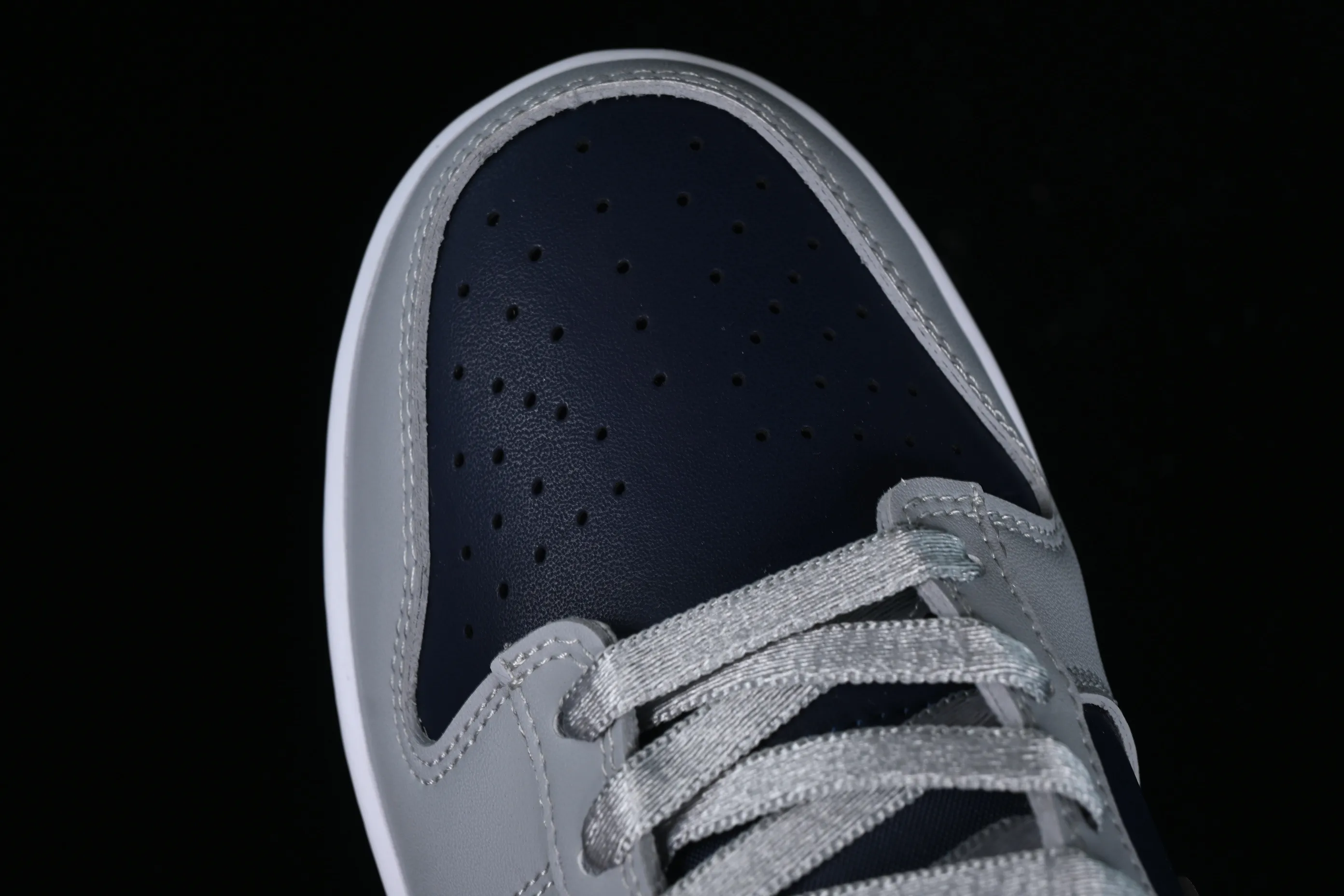 All Categories Nk SB Dunk Series Nk SB Dunk Low Low-top Sneakers Nk SB Dunk Low SP Shadow Gray Second Generation Casual Sports Skateboard Shoes DD1768-400